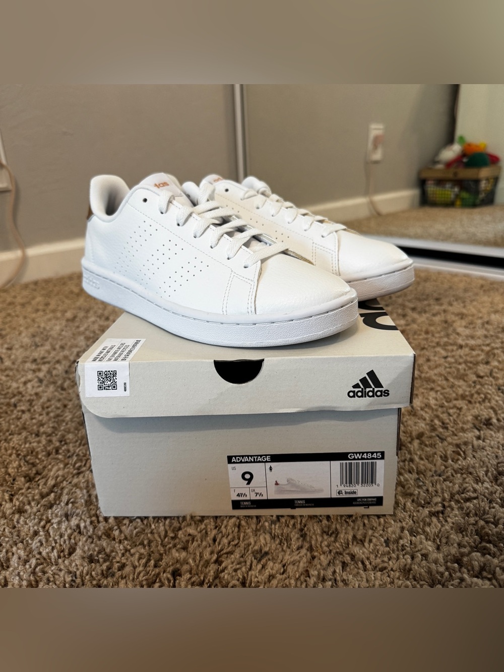 Adidas Advantage White & Gold Sneakers